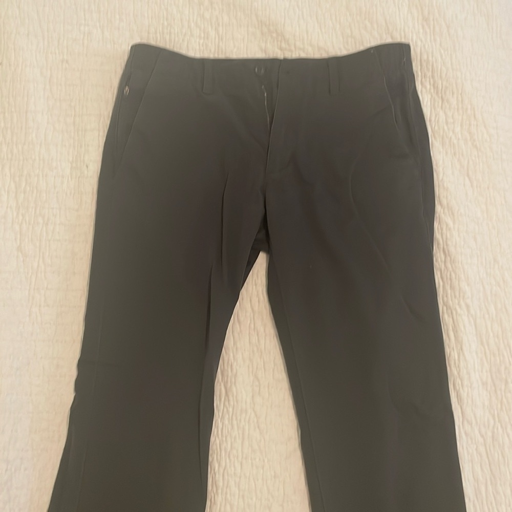 Eddie Bauer 34 x 34 pants stretch dark grey